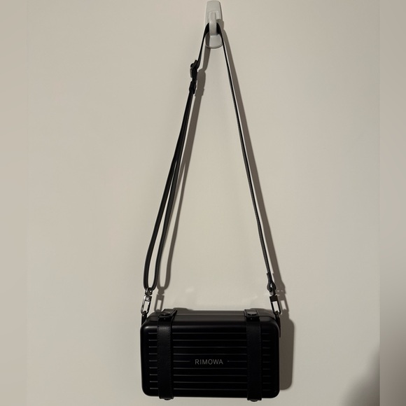 RIMOWA Cross Body Personal Bag Aluminum Black with box and dust bag - Picture 3 of 14